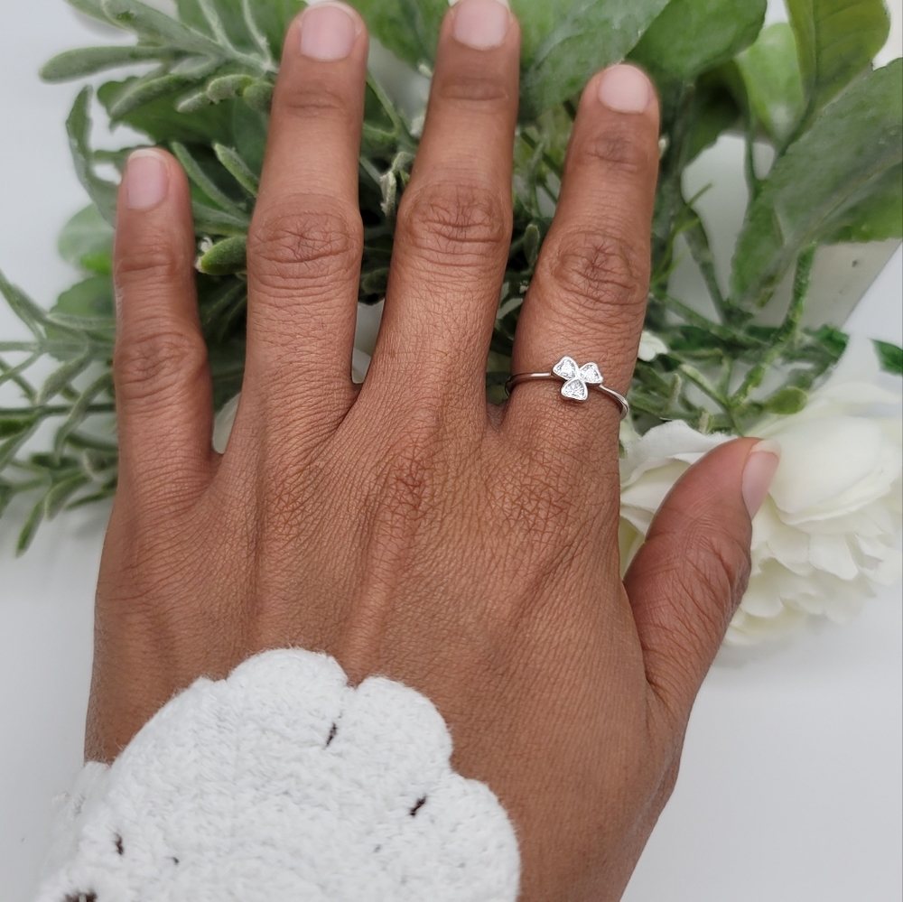 🥰 SHAMROCK RING - Picture 2 of 6